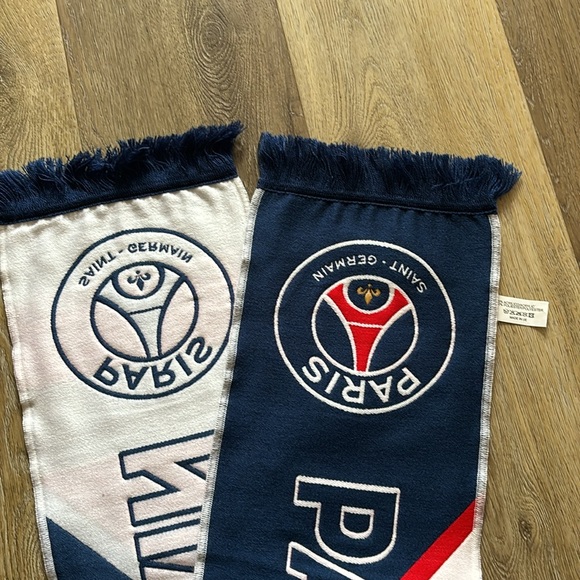 PSG Scarf - Picture 4 of 4